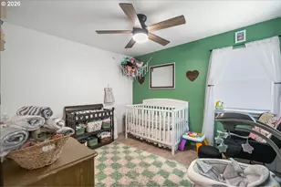 422 Elder St, Drain, OR 97435 - Photo 17