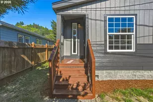 648 S Coral St, Rockaway Beach, OR 97136 - Photo 5