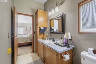 3225 Senecal Creek Dr, Woodburn, OR 97071 - Photo 11