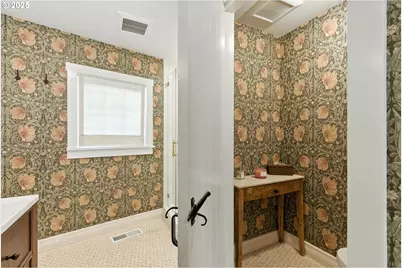 919 Westpoint Rd, Lake Oswego, OR 97034 - Photo 17