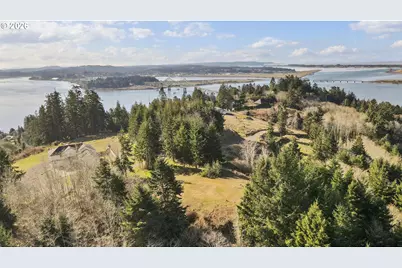 Fiddleback, North Bend, OR 97459 - Photo 19