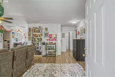 2523 NE 111th Ave, Portland, OR 97220 - Photo 7