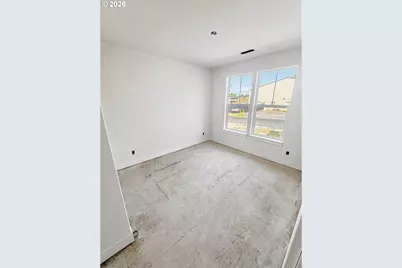 848 W Grant St, Carlton, OR 97111 - Photo 9