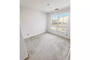 848 W Grant St, Carlton, OR 97111 - Photo 9