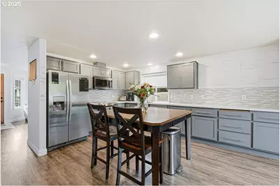 2200 NW 5th St, Battle Ground, WA 98604 - Photo 3