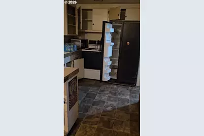 859 E St, Coos Bay, OR 97420 - Photo 15