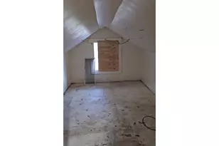 859 E St, Coos Bay, OR 97420 - Photo 17