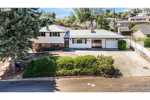 1004 Maple St, The Dalles, OR 97058 - Photo 1