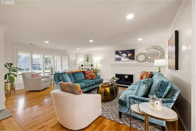 2107 Bedford Way, Eugene, OR 97401 - Photo 3