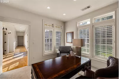 2107 Bedford Way, Eugene, OR 97401 - Photo 29