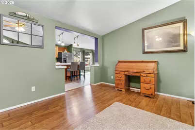 658 S 57th St #14, Springfield, OR 97478 - Photo 9