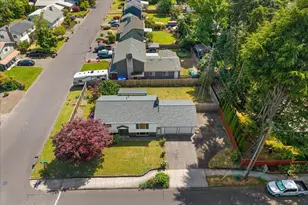 1776 NE Grant St, Hillsboro, OR 97124 - Photo 43