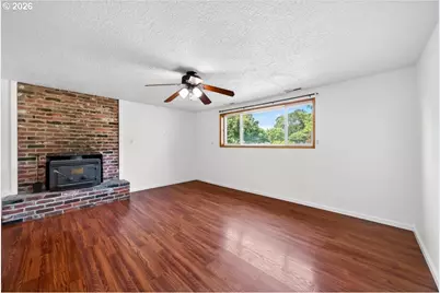 1776 NE Grant St, Hillsboro, OR 97124 - Photo 25