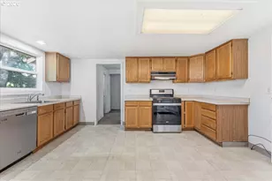 13209 NE San Rafael St, Portland, OR 97230 - Photo 11