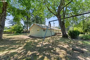 13209 NE San Rafael St, Portland, OR 97230 - Photo 31