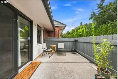 15100 SW Crown Dr #1, Portland, OR 97224 - Photo 3