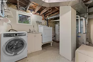 304 NE 62nd Ave, Portland, OR 97213 - Photo 35