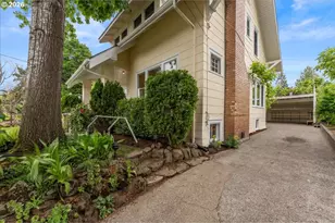 304 NE 62nd Ave, Portland, OR 97213 - Photo 5