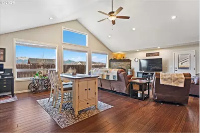 1310 D St, Baker City, OR 97814 - Photo 13