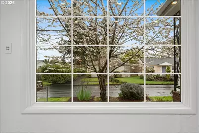6523 SE 84th Ave, Portland, OR 97266 - Photo 7