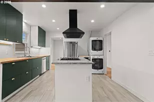 6523 SE 84th Ave, Portland, OR 97266 - Photo 9