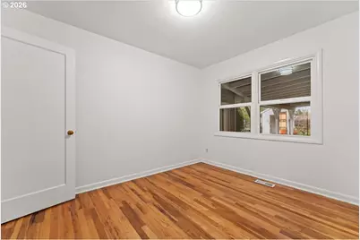 6523 SE 84th Ave, Portland, OR 97266 - Photo 21