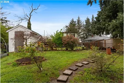 6523 SE 84th Ave, Portland, OR 97266 - Photo 31