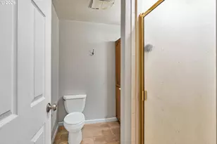 75 SE 205th Pl, Gresham, OR 97030 - Photo 17