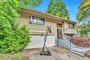75 SE 205th Pl, Gresham, OR 97030 - Photo 3