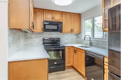 2500 SW 15th St, Gresham, OR 97080 - Photo 7