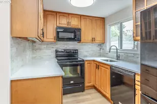 2500 SW 15th St, Gresham, OR 97080 - Photo 7