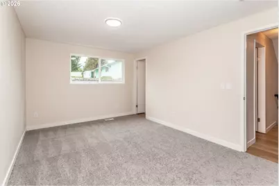 2500 SW 15th St, Gresham, OR 97080 - Photo 17