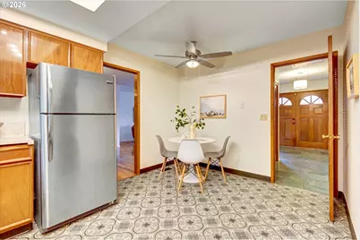 5537 SW Seymour Ct, Portland, OR 97221 - Photo 15