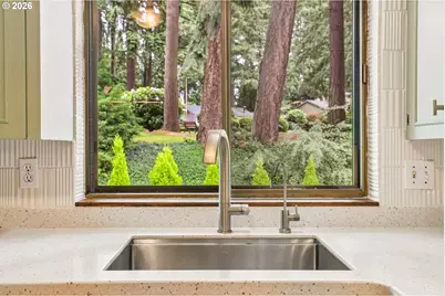 7260 SW Wilson Ct, Beaverton, OR 97008 - Photo 13