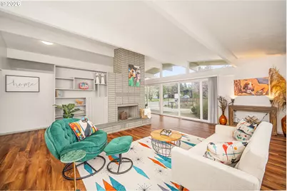 1233 1st St, Springfield, OR 97477 - Photo 5