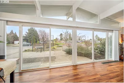 1233 1st St, Springfield, OR 97477 - Photo 7