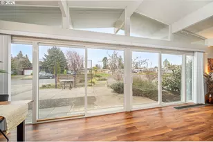 1233 1st St, Springfield, OR 97477 - Photo 7