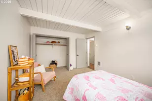 1233 1st St, Springfield, OR 97477 - Photo 21