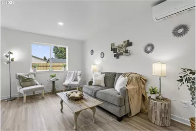 705 S 9th Ave, Kelso, WA 98626 - Photo 7