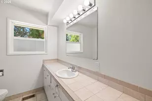 1574 SE Spruce St, Hillsboro, OR 97123 - Photo 19