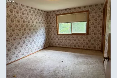 1344 Regency Dr, Eugene, OR 97401 - Photo 19