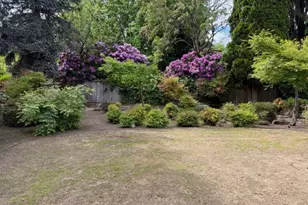 1344 Regency Dr, Eugene, OR 97401 - Photo 19