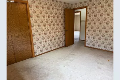 1344 Regency Dr, Eugene, OR 97401 - Photo 21