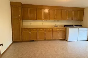 1344 Regency Dr, Eugene, OR 97401 - Photo 39
