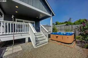2631 NE Quay Ave, Lincoln City, OR 97367 - Photo 25