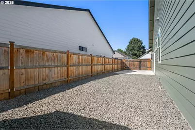 544 Buster Ln, Eugene, OR 97404 - Photo 39