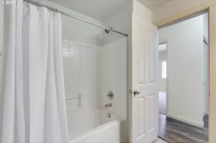 10834 NE Holly St, Hillsboro, OR 97006 - Photo 27