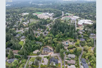 13652 Johnson Ter, Lake Oswego, OR 97034 - Photo 7