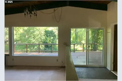 93099 Marcola Rd, Marcola, OR 97454 - Photo 9