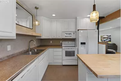 400 E Yacolt Rd, Yacolt, WA 98675 - Photo 7